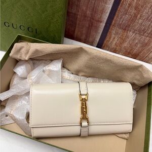 Gucci Jackie Chain Wallet